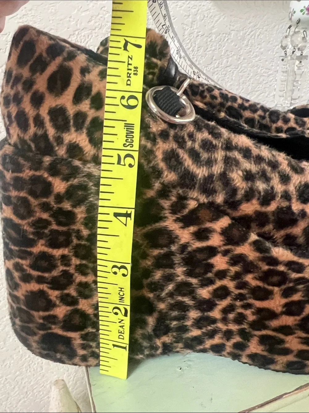 Leopard print fuzzy platforms size 7 to 7 1/2.. read description